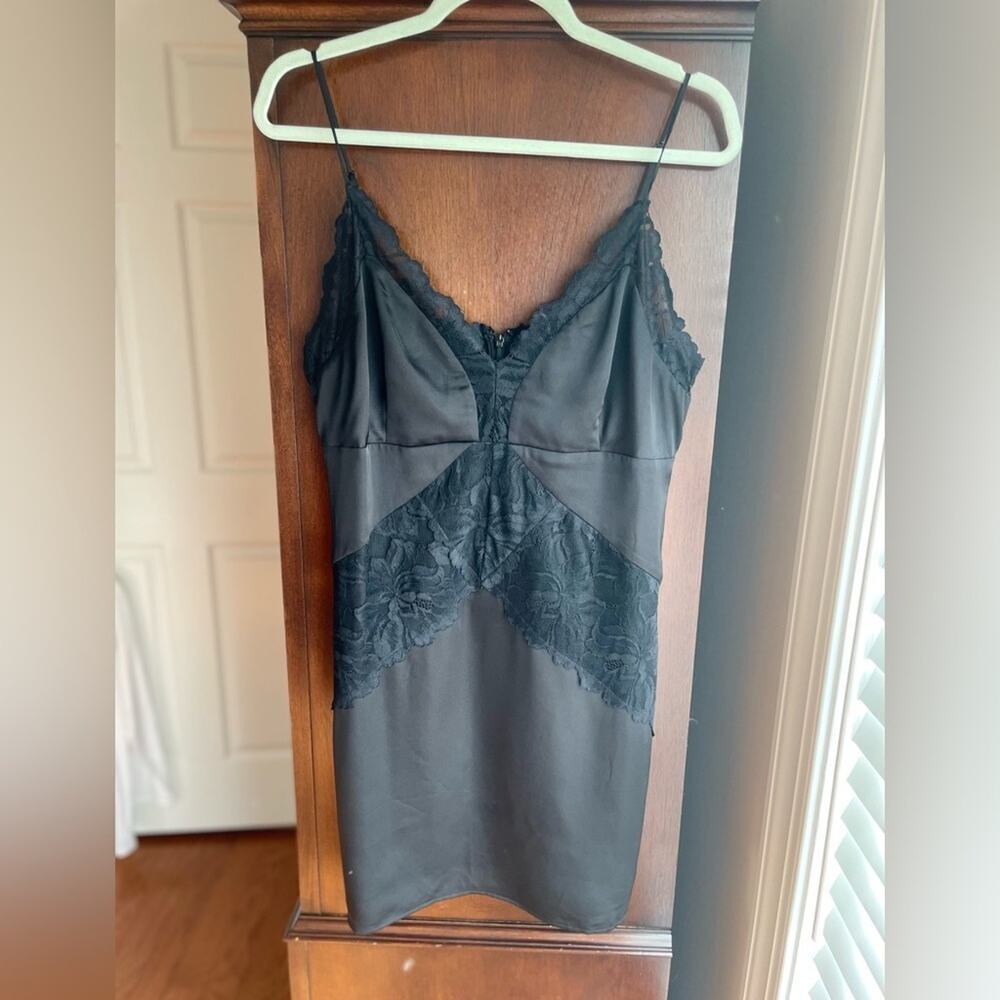 ✨GUESS✨ Lace Slip Mini Dress - Picture 2 of 12